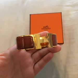 Hermès H bracelet